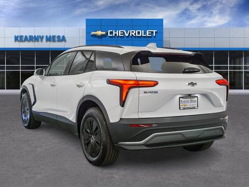New 2026 Chevrolet Blazer EV LT w/ Midnight/Sport Edition FWD image 6