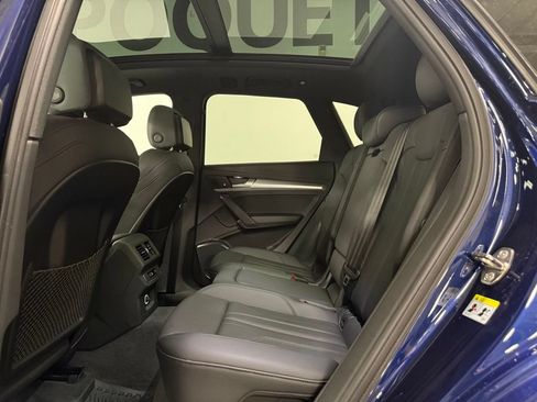 Used 2020 Audi Q5 2.0T Premium w/ Titanium Sport Package AWD/4WD image 10