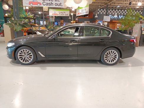 Used 2021 BMW 540i xDrive w/ Convenience Package image 9