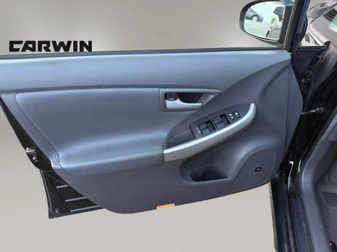 Used 2010 Toyota Prius One FWD image 8