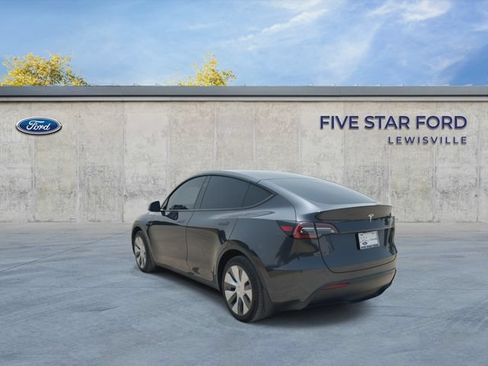 Used 2024 Tesla Model Y Long Range RWD image 6