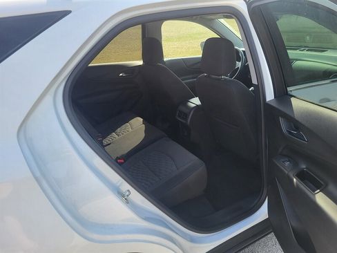 Used 2019 Chevrolet Equinox LT image 15