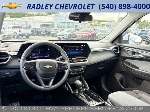 Certified 2025 Chevrolet TrailBlazer LT AWD/4WD image 13