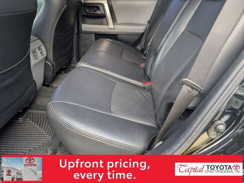 Used 2010 Toyota 4Runner SR5 RWD image 11