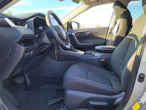 Certified 2025 Toyota RAV4 LE image 4