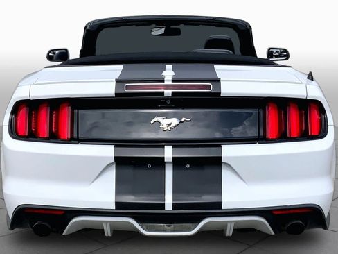 Used 2017 Ford Mustang Premium RWD image 5