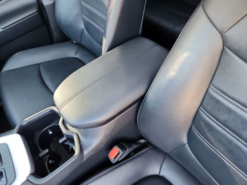 Used 2023 Toyota RAV4 XLE Premium image 20