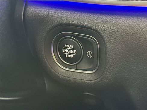 Used 2020 Mercedes-Benz GLE 350 4MATIC image 10