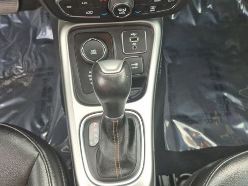 Used 2019 Jeep Compass Latitude w/ Popular Equipment Group image 10