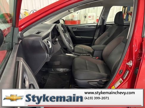 Used 2018 Toyota Corolla L image 28