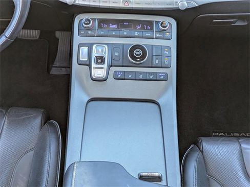Used 2021 Hyundai Palisade Limited image 22