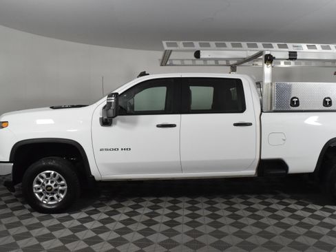 Used 2025 Chevrolet Silverado 2500 W/T w/ WT/CX Safety Package image 9