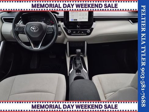 Used 2023 Toyota Corolla Cross LE FWD image 24