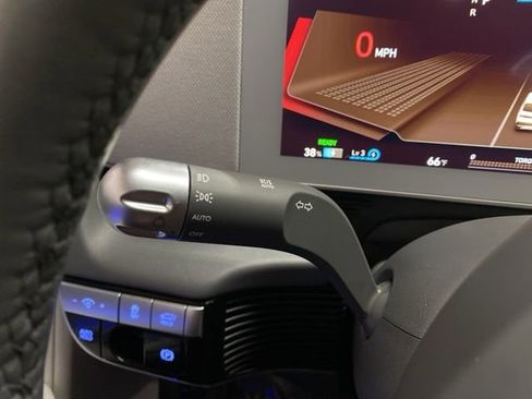 Used 2023 Hyundai Ioniq 5 SEL image 37