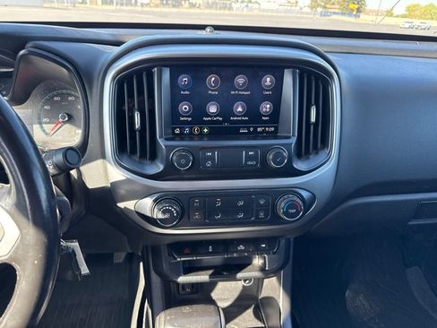 Used 2019 Chevrolet Colorado LT w/ LT Convenience Package RWD image 17