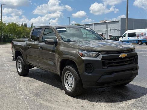 Used 2023 Chevrolet Colorado W/T RWD image 11