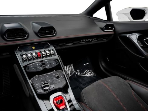 Used 2017 Lamborghini Huracan LP 580-2 RWD image 35