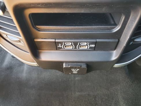 Used 2020 RAM 1500 Big Horn AWD/4WD image 11