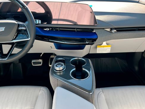 New 2026 Cadillac Optiq Sport 2 image 14