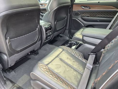 Used 2023 Jeep Grand Cherokee L Summit w/ Advanced Protech Group IV AWD/4WD image 26