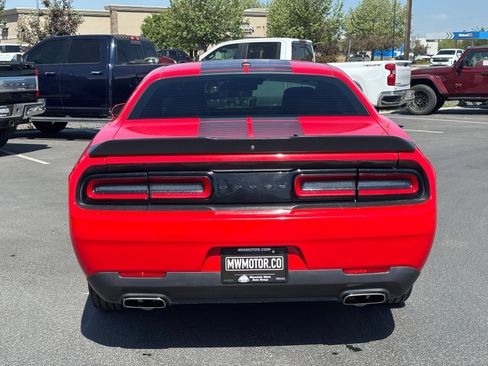 Used 2020 Dodge Challenger SXT w/ Blacktop Package RWD image 10