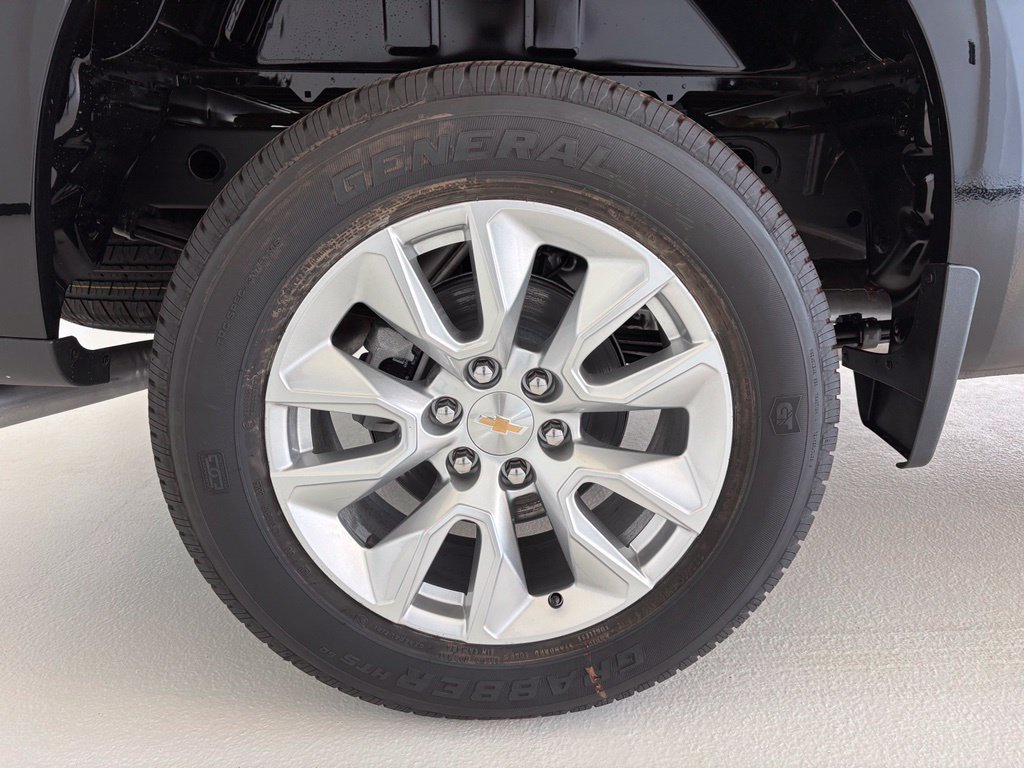 New 2026 Chevrolet Silverado 1500 Custom AWD/4WD image 22