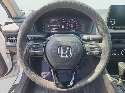 Certified 2025 Honda Accord LX image 23