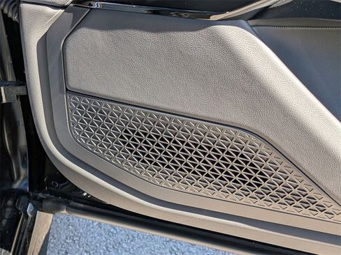 New 2025 BMW 740i 740i image 14