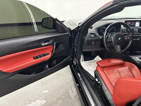 Used 2018 BMW M240i xDrive Convertible image 9