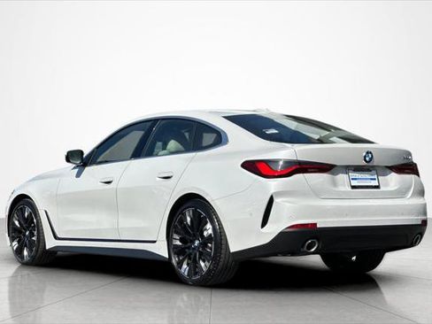 Used 2025 BMW 430i w/ Premium Package image 3