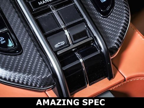 Used 2026 Aston Martin V8 Vantage Roadster image 32