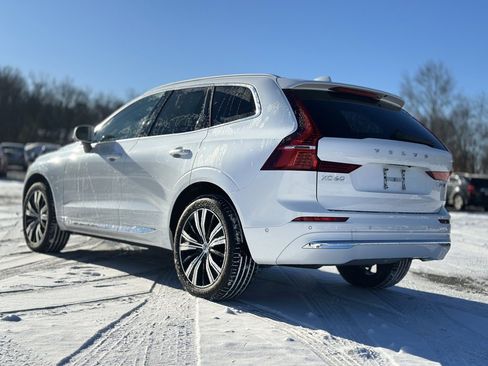 Used 2023 Volvo XC60 B5 Plus w/ Climate Package image 4