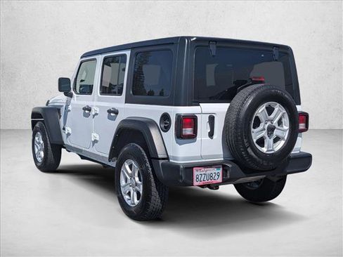 Used 2022 Jeep Wrangler Unlimited Sport AWD/4WD image 8