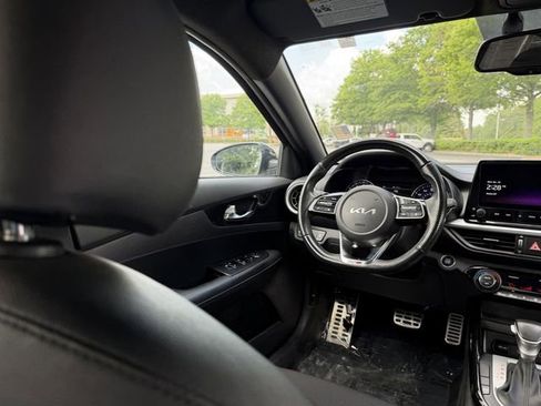 Certified 2023 Kia Forte GT-Line w/ GT-Line Technology Package FWD image 38
