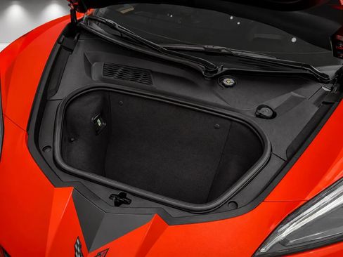 Used 2021 Chevrolet Corvette Stingray Preferred Cpe w/ Z51 Performance Package RWD image 20