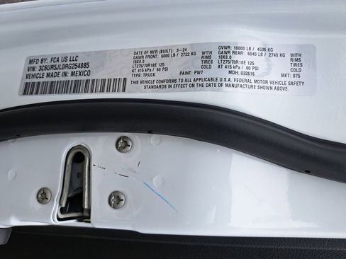 New 2024 RAM 2500 Big Horn w/ Heated Seats & Wheel Group image 35