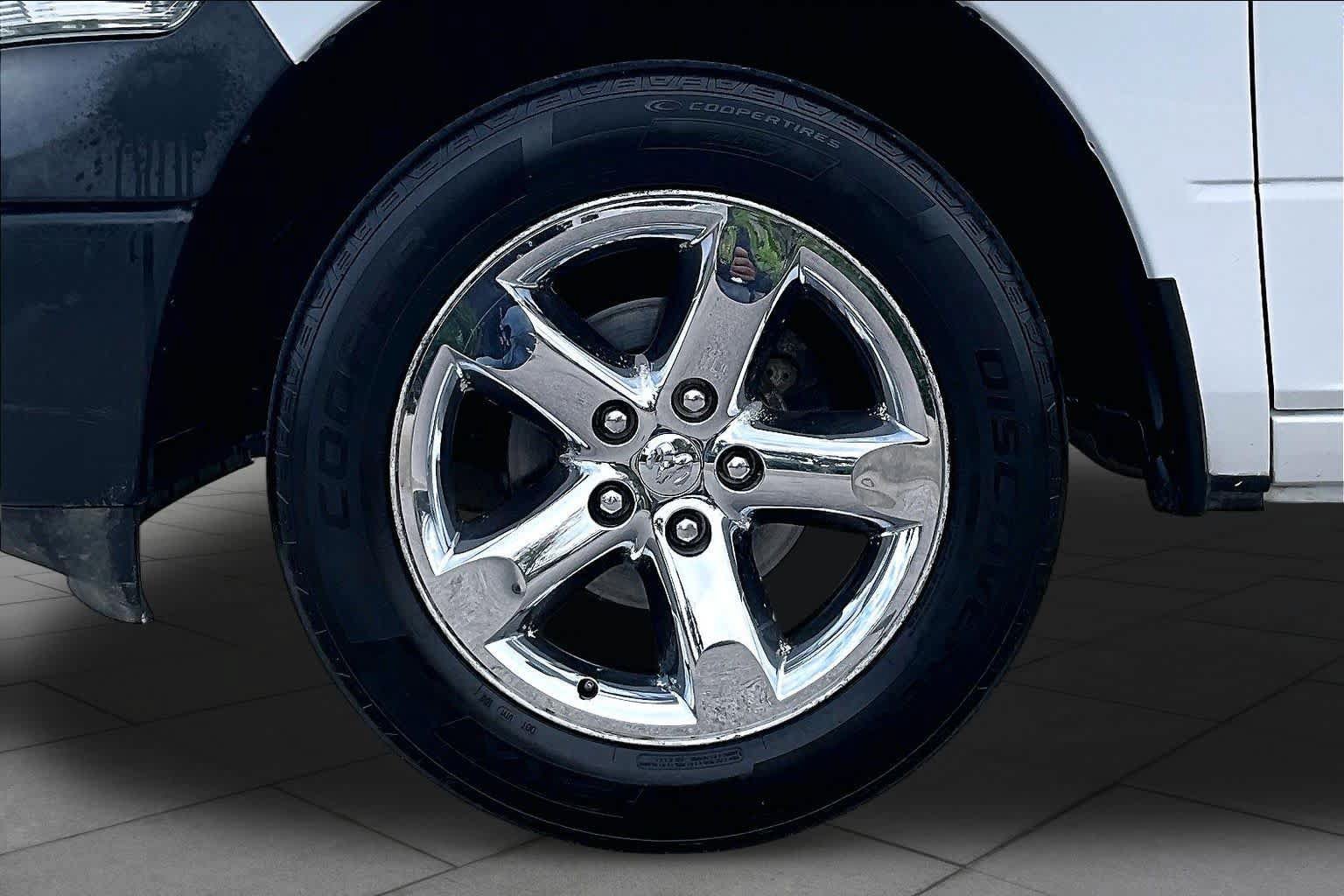 Used 2019 RAM 1500 Tradesman RWD image 11