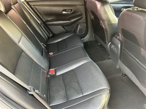 Certified 2023 Nissan Sentra SR w/ SR Premium Package image 11