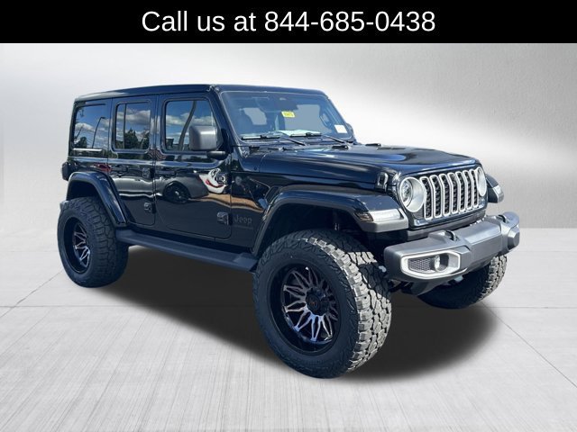 New 2026 Jeep Wrangler Unlimited Sahara AWD/4WD image 3