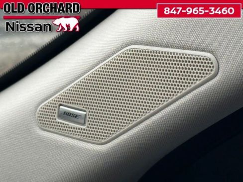 Used 2023 Nissan Rogue SL w/ SL Premium Package image 19