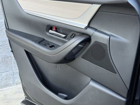 New 2025 MAZDA CX-70 Plug-In Hybrid w/ Premium Pkg image 20