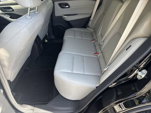 Used 2023 Nissan Rogue SL w/ SL Premium Package FWD image 14