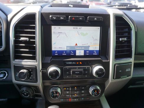 Used 2020 Ford F150 Lariat w/ Equipment Group 502A Luxury AWD/4WD image 20