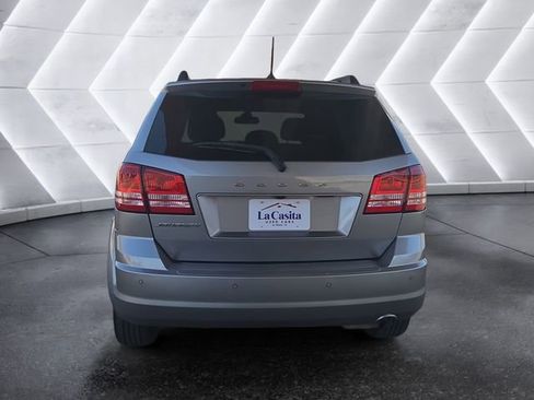 Used 2020 Dodge Journey SE FWD image 9