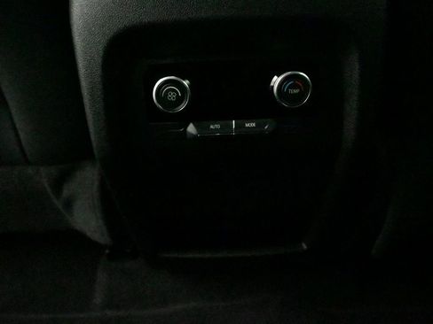 Used 2025 Buick Enclave Preferred image 21