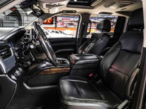 Used 2015 Chevrolet Suburban LT image 27