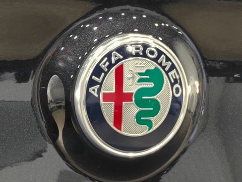 Used 2018 Alfa Romeo Stelvio AWD w/ Cold Weather Package image 42