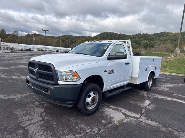 Used 2018 RAM 3500 Tradesman w/ Power & Remote Entry Group RWD image 4