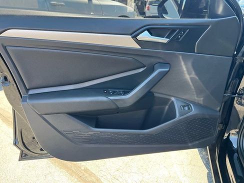 Used 2019 Volkswagen Jetta S w/ Driver Assistance Package FWD image 9