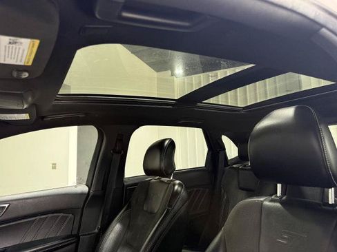 Certified 2019 Ford Edge ST w/ Equipment Group 401A AWD/4WD image 29